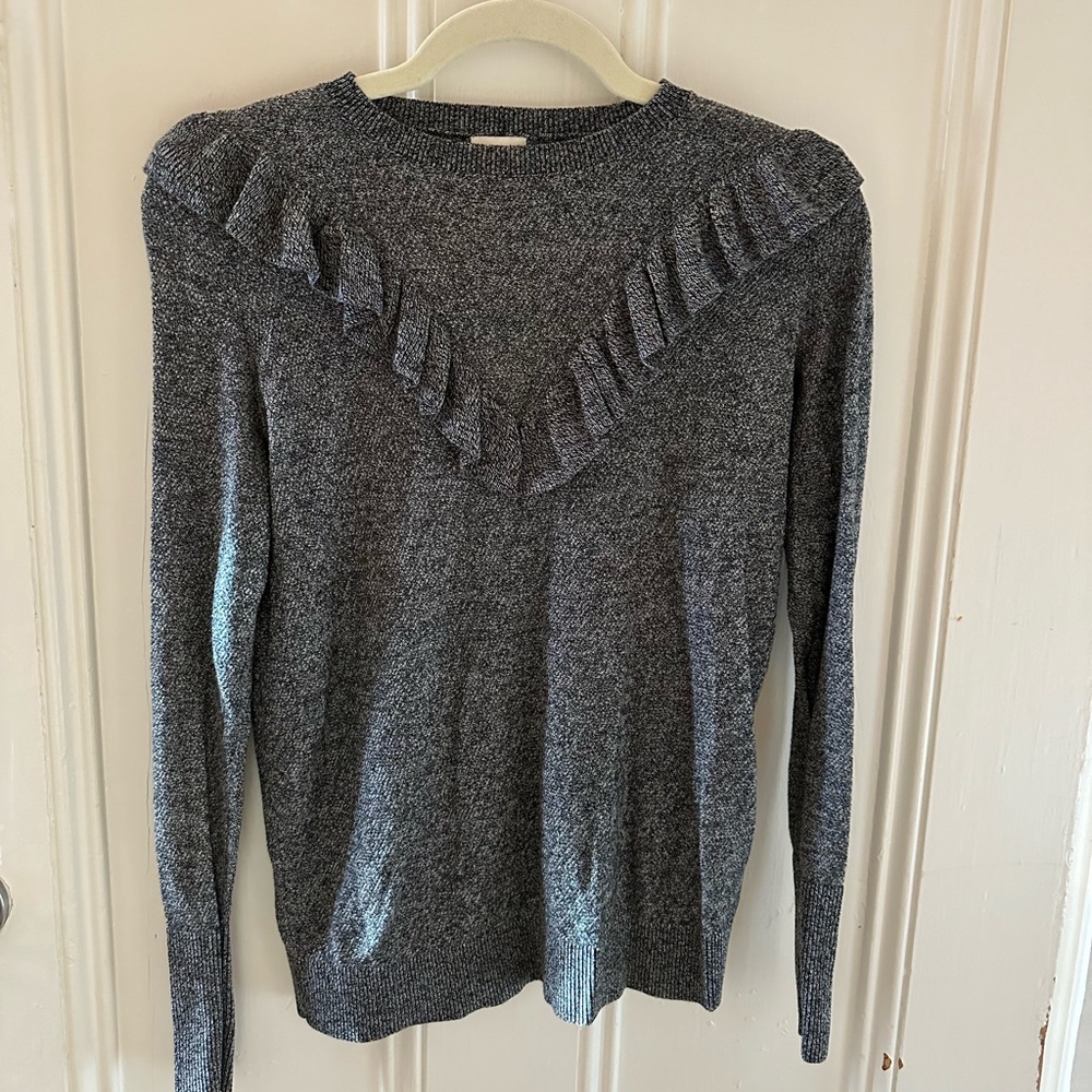 XS target ruffle top